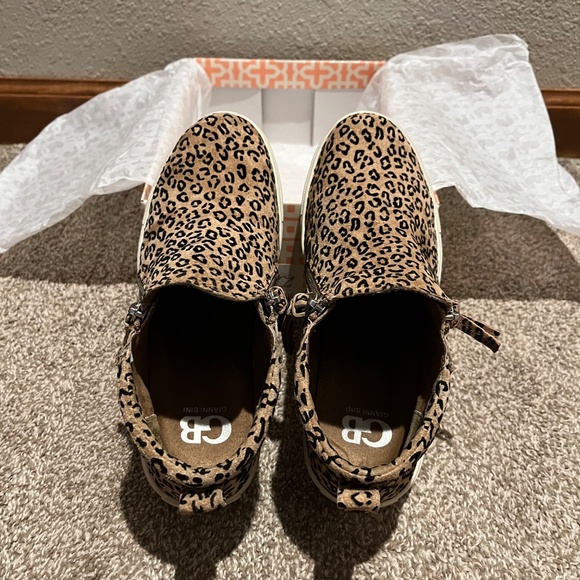 Gianni Bini Leopard Print Ground-Break Booties, Size 7 - Picture 2 of 9
